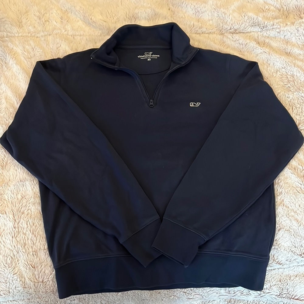 Vineyard Vines- 1/4 Zip Pullover in Navy